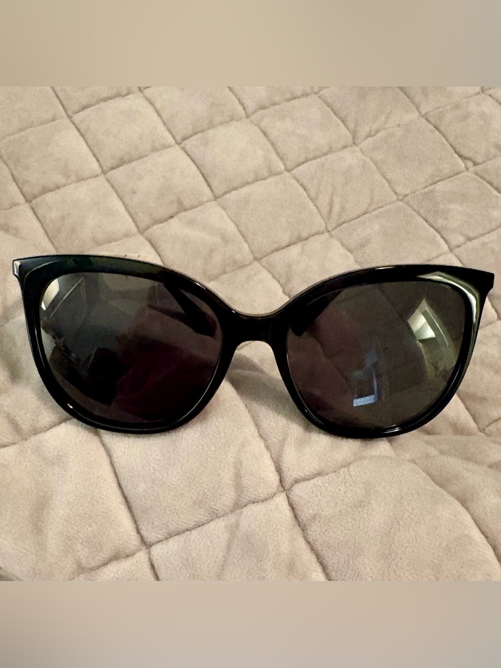Ralph Lauren black butterfly style sunglasses - Picture 2 of 5